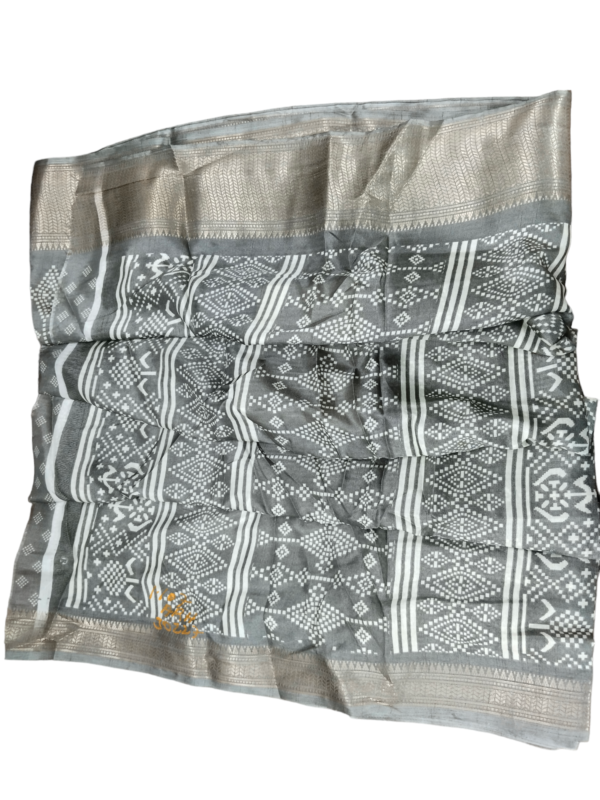 Grey Dola Silk Saree