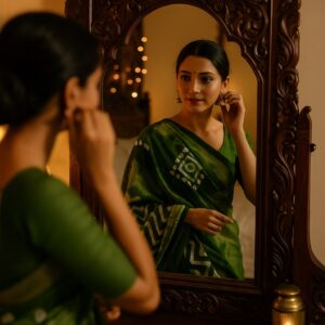 Green Dola Cotton Saree with Blouse